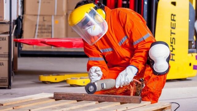 La crisis económica y el coronavirus afectaron fuertemente el empleo privado en Mendoza.