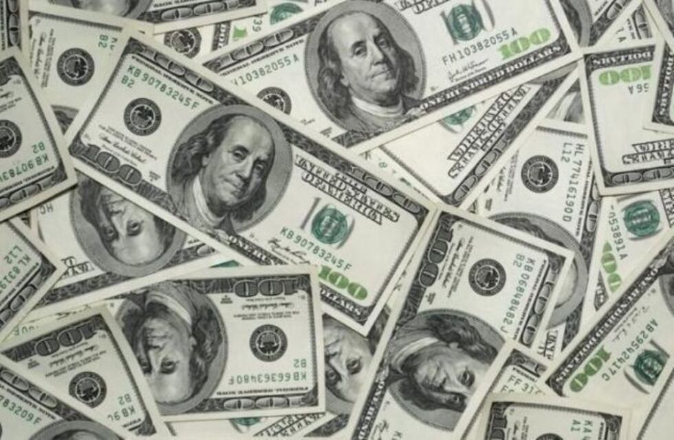 El dólar abre estable en Argentina tras desplomarse la bolsa el martes