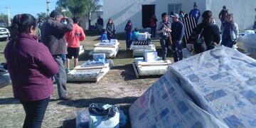 Desarrollo Social entregó suministros básicos para familias de Mercedes y Perrugoría