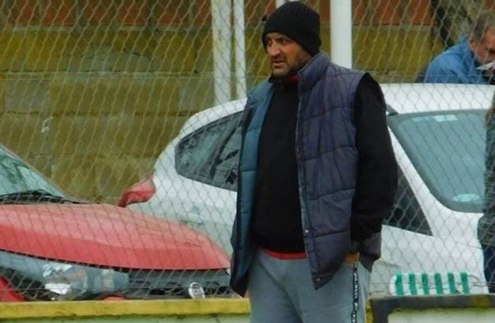 El puntaltense Pablo Díaz dejó de ser el DT de Porteño de Saldungaray