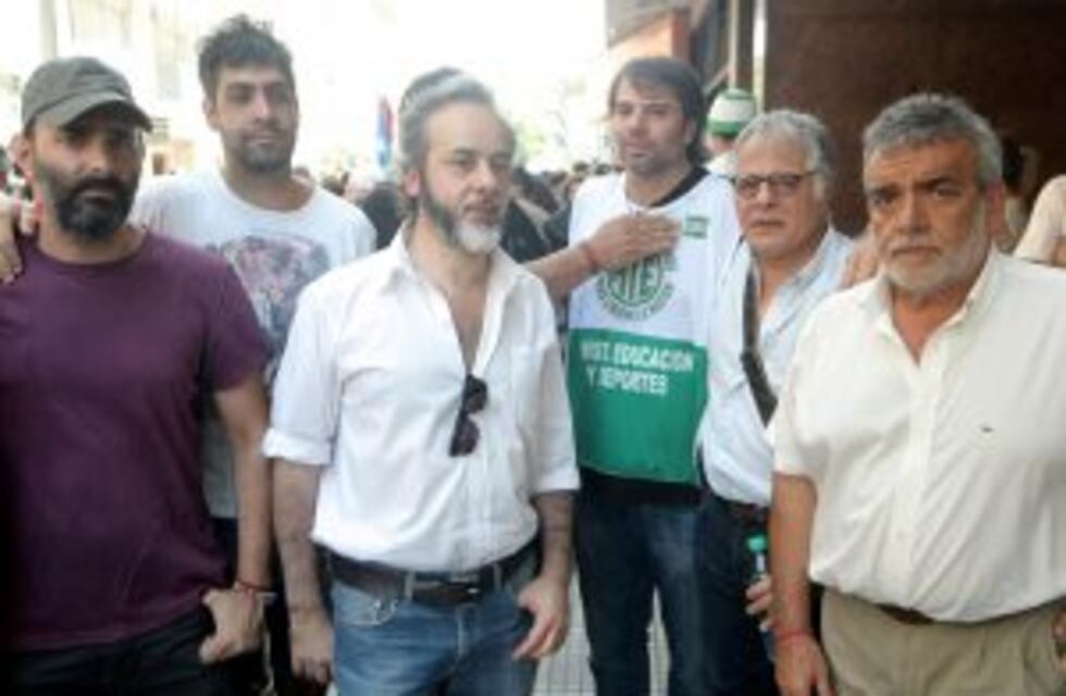 Los gremios ratificaron el paro por tiempo indeterminado en Educación