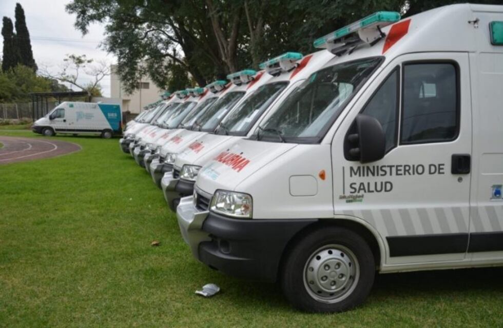 Recuperaron 24 ambulancias "abandonadas" para atender la pandemia