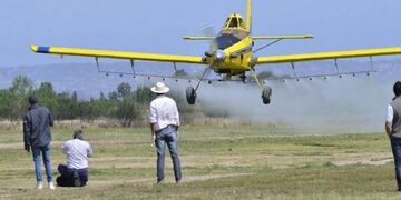 Ingenieros Agrónomos en contra de las pulverizaciones aéreas\u002E