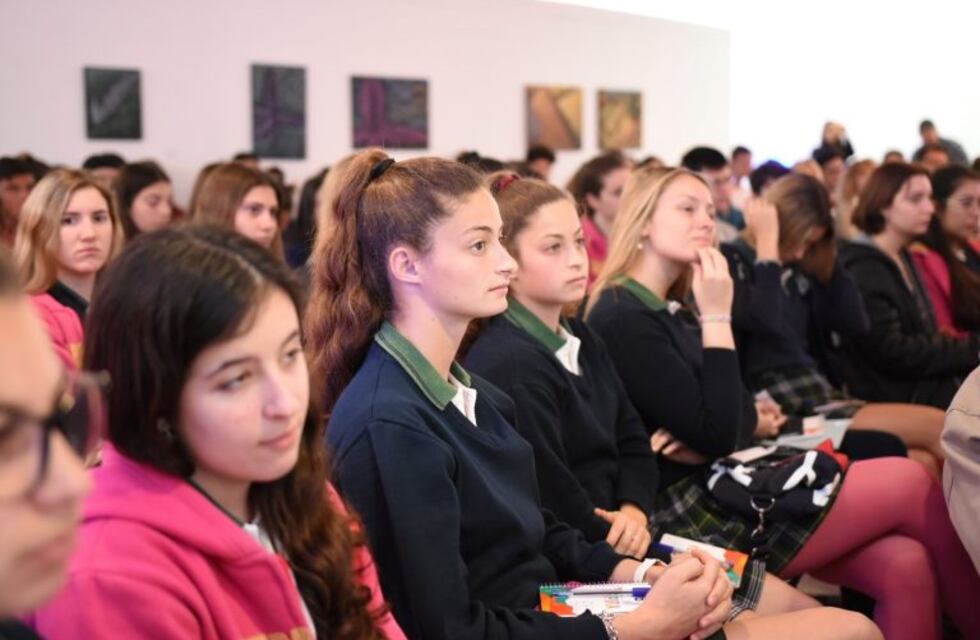 Siete disertantes en "Rafaela Inspira" ayudaron a los jóvenes a iniciar su propio camino