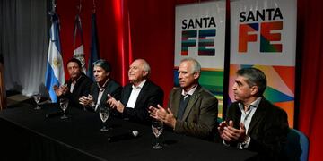 El puente sobre el arroyo San Lorenzo conectará Puerto General San Martín con San Lorenzo\u002E