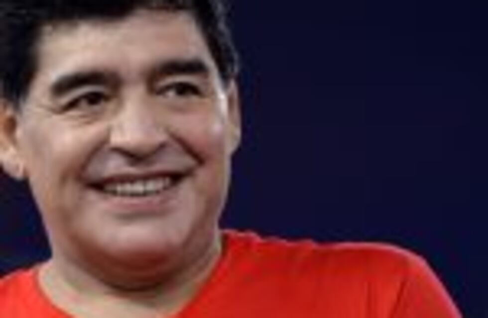 Maradona: “Los jugadores no hablan, pero sí dejan hablar a sus mujeres”