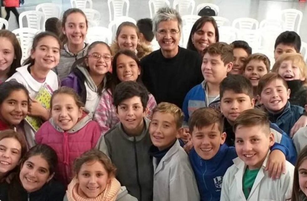 Actividad literaria con estudiantes y docentes de escuelas de Intendente Alvear