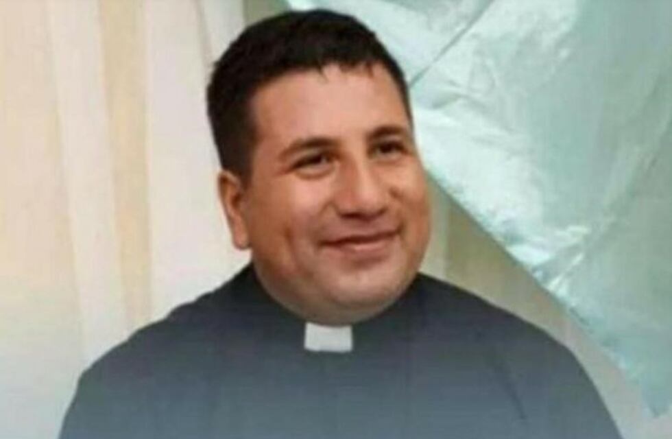 Despidieron al párroco fallecido en Puerto Piray