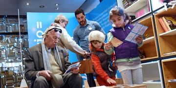 Feria del Libro Rosario, sábado 25 de mayo