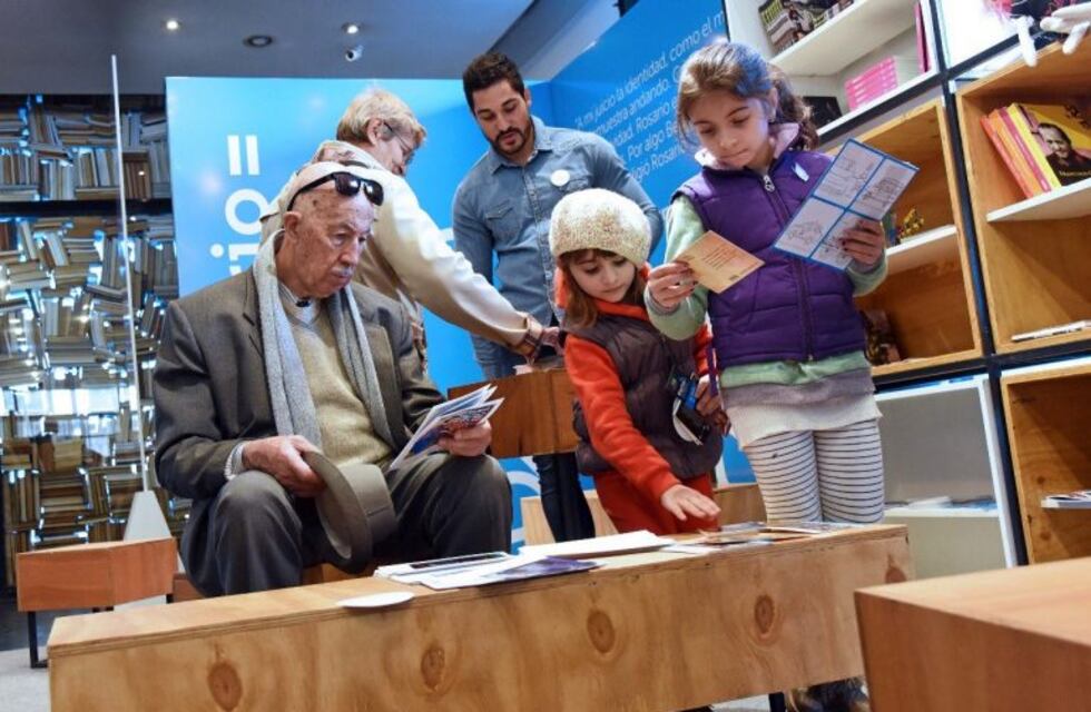 "Rosario no podía seguir carente de una Feria del Libro", dijo el organizador del evento