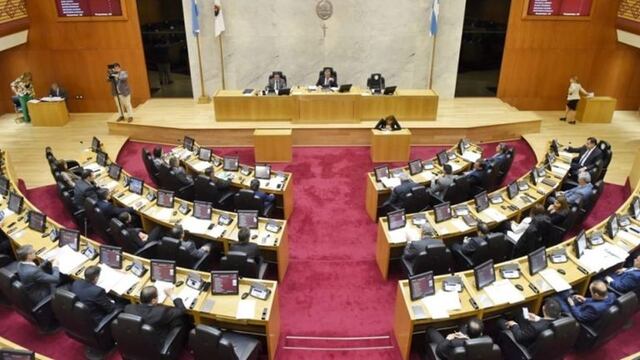 Sesión en la Honorable Legislatura de Tucumán.