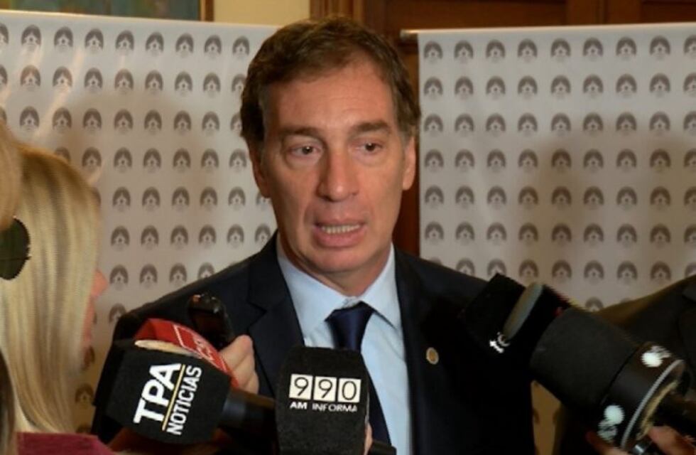 Diego Santilli: "Se avanzará hasta fin de año para que todos los chicos se revinculen con la escuela"