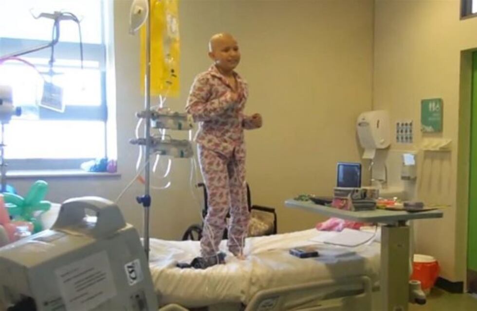 Emotivo: una nena internada con cáncer bailó "Despacito" y conmovió a Luis Fonsi