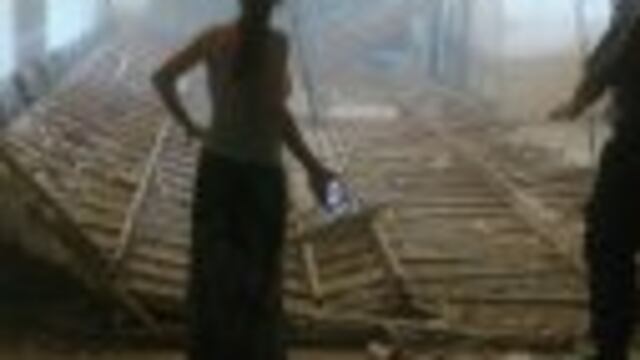 Se cayu00f3 parte del cielo raso en el segundo piso de Tribunales.