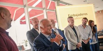 Miguel Del Sel agradeció que el reconocimiento se haga mientras el trío está \