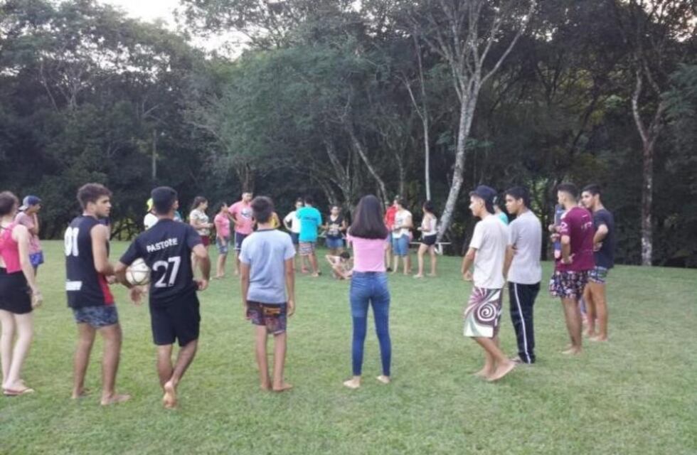 Realizaron un campamento en San Pedro con el objetivo de mejorar la sanidad interior de jóvenes