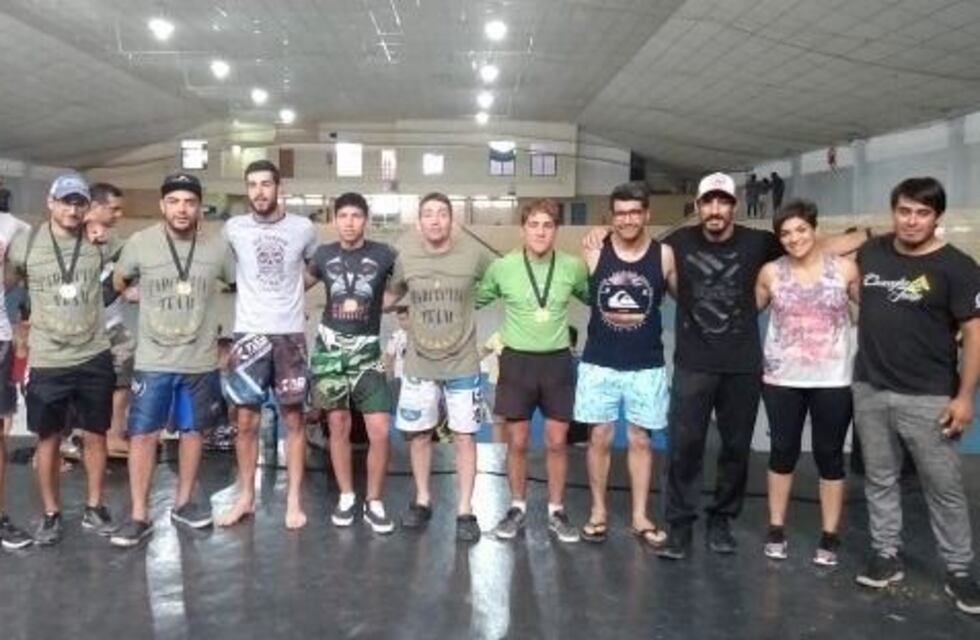 Un equipo Esquelense se llevó cinco medallas en un torneo de Jiu Jitsu