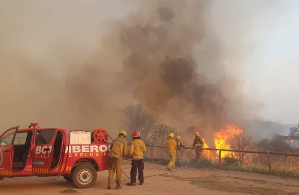 Imparable: continúa la lucha contra el fuego en diferentes sectores de la Provincia
