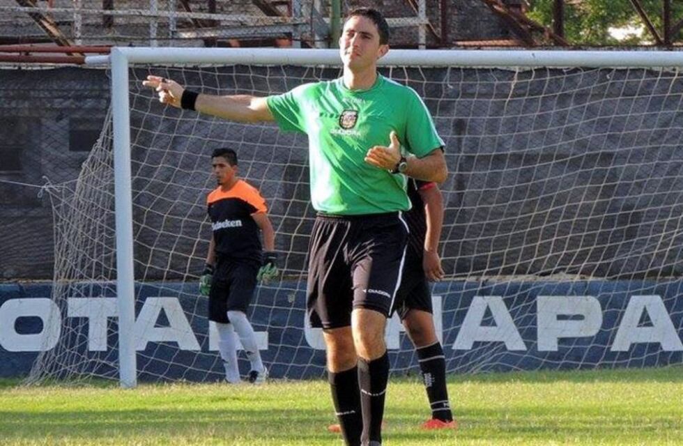 Nazareno Arasa será el árbitro del partido entre San Martín de Tucumán e Instituto de Córdoba