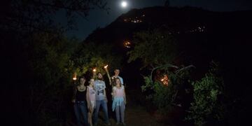 El tradicional descenso con antorchas ya es un clásico en Villa General Belgrano