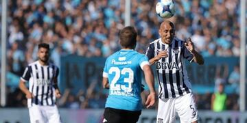 El inoxidable Cholo Guiñazú, con otro clásico sobre las espaldas\u002E