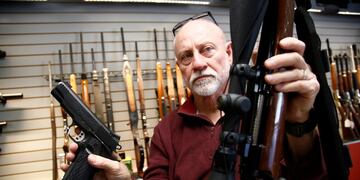 El FBI constata un aumento en el ritmo de venta de armas de fuego en EE.UU. durante 2020