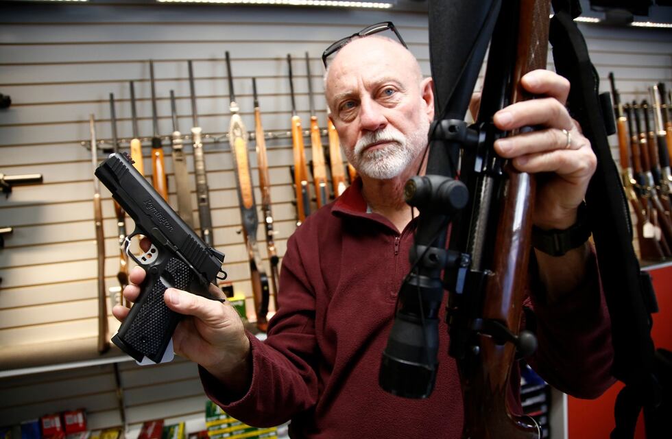 El FBI confirmó que hubo un aumento en la venta de armas de fuego en EE.UU. durante el año pasado