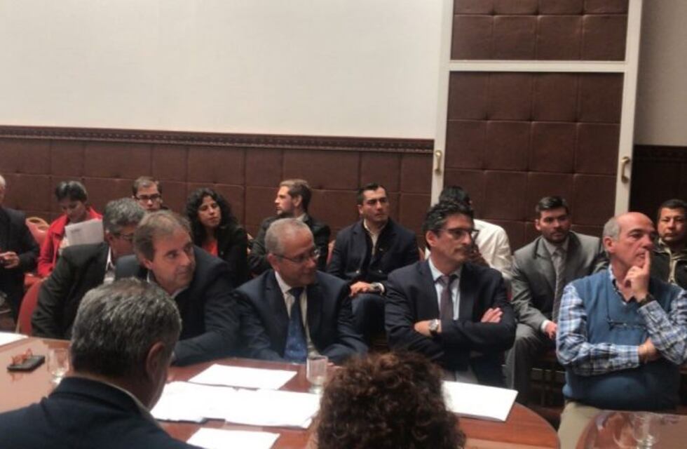 Informe del ministro Abúd Robles terminó en un escándalo en la Legislatura jujeña