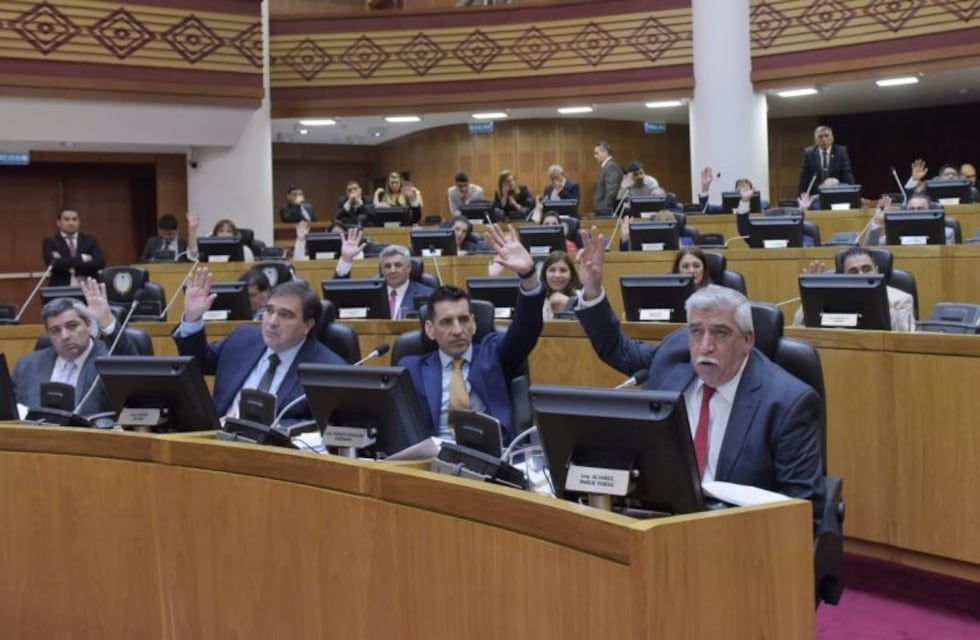 En sesión la Legislatura de Tucumán aprobó el presupuesto provincial 2020