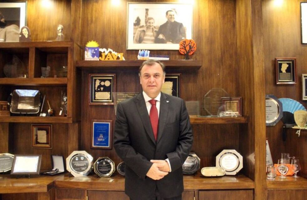 Calafate: Javier Belloni oficializa su candidatura a gobernador