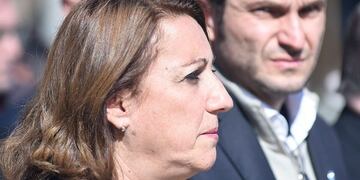 Fein manifestó su repudio por las balaceras\u002E