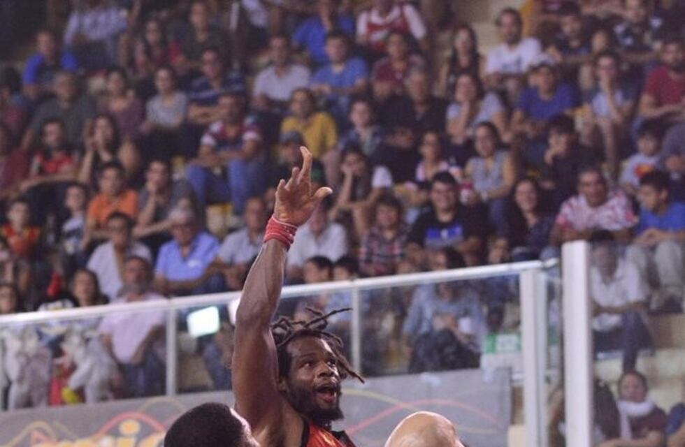 Atenas no pudo frenar a San Martín y arrancó abajo en la semifinal