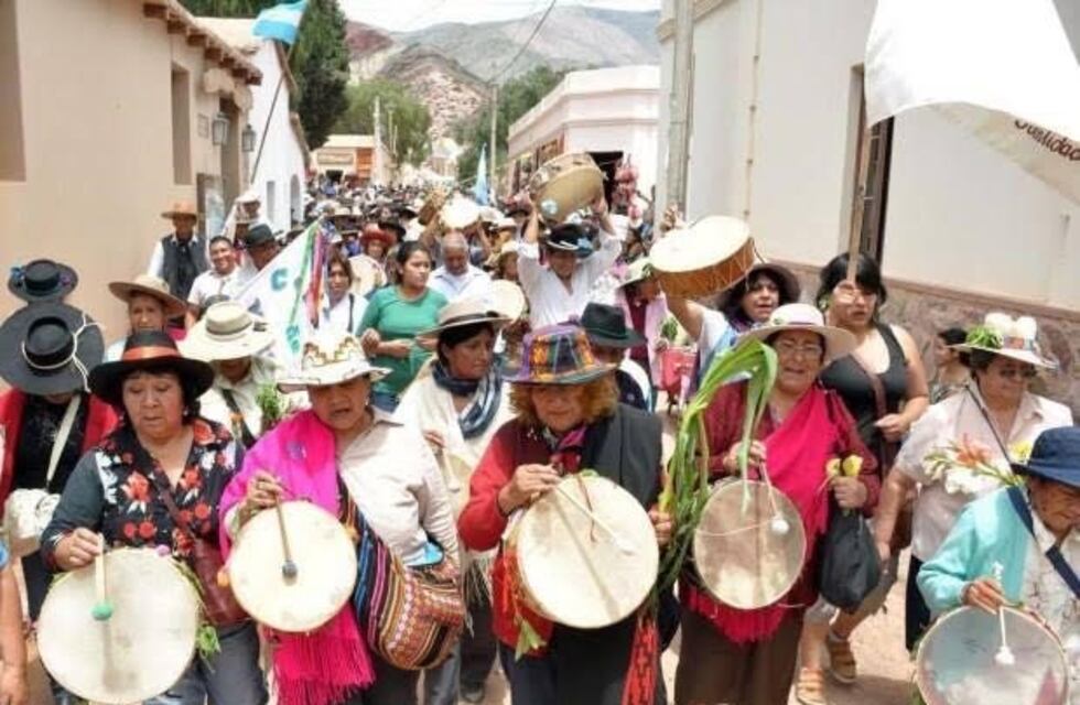 La alegría se celebra este Jueves de Comadres
