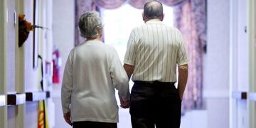 Piden informes sobre geriátricos