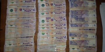 El dinero fue secuestrado por las autoridades\u002E (@minsegsf)