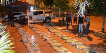 Una tonelada de marihuana en San Vicente\u002E (Policía de Misiones)