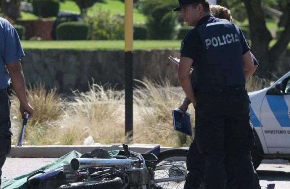 Dos motociclistas fallecieron en distintos accidentes de tránsito en San Rafael y en San Martín