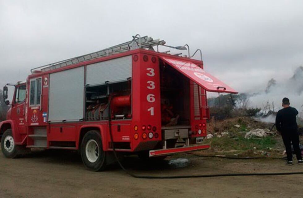Bomberos acudieron a un llamado por incendio pero resultó ser un asado