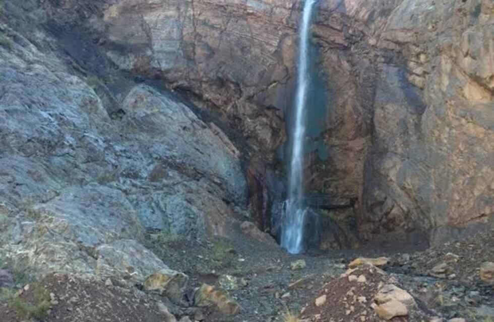 Tras las denuncias contra Vila, Irrigación dijo que es legal el uso de la Cascada San Isidro