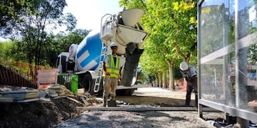 Llevan adelante un plan para poner en valor las plazas marplatenses (Fotos: Prensa MGP)