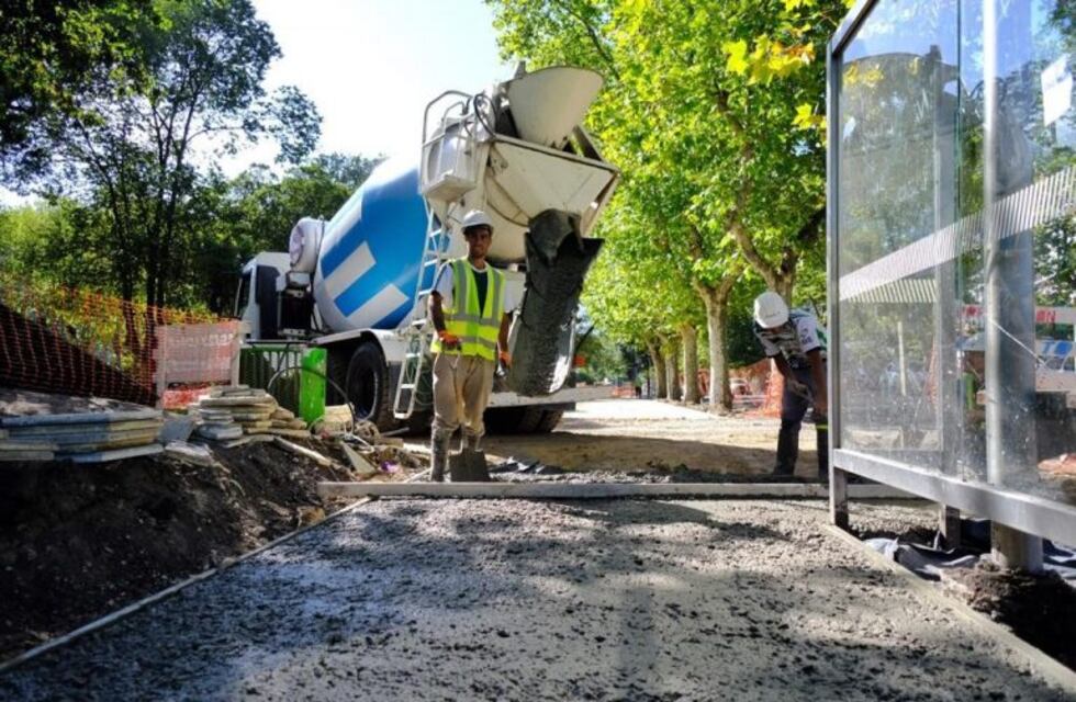 Llevan adelante un plan para poner en valor las plazas marplatenses