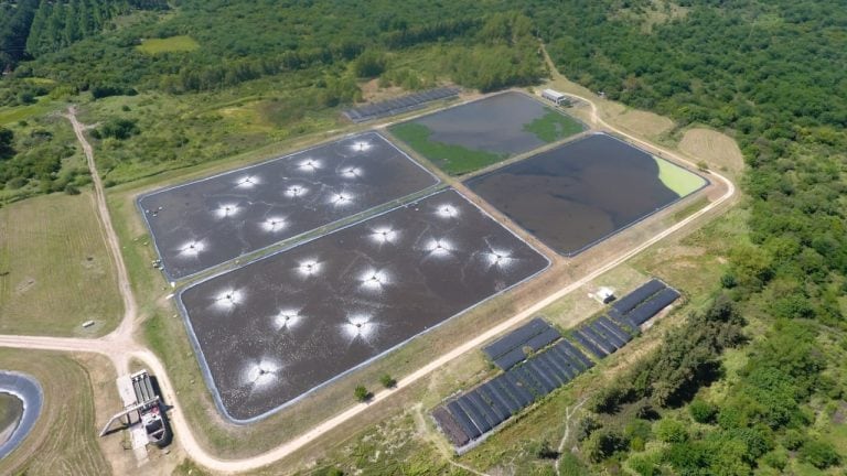 Planta de tratamiento de efluentes cloacales en Gualeguaychú.