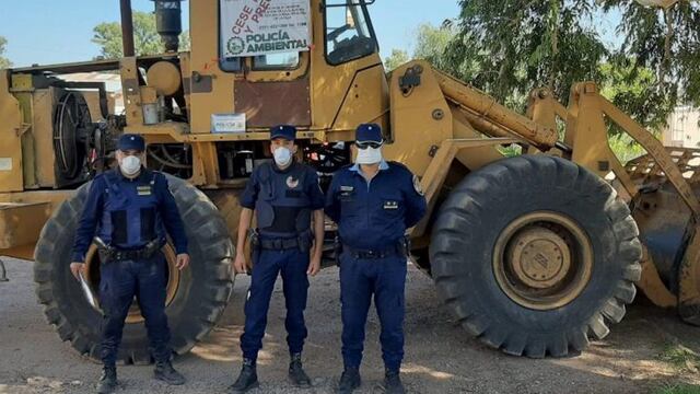 Policía de la provincia detuvieron el desmonte no autorizado