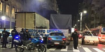 Fleteros protestan frente al Ministerio de Trabajo\u002E