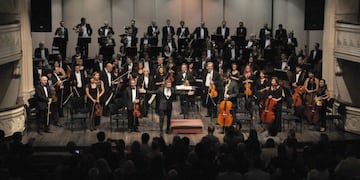 La Orquesta Filarmónica de Mendoza fue fundada en 1992\u002E