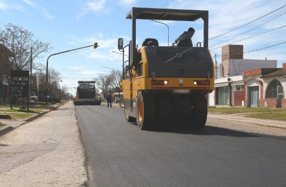 Pavimentación de Barrancas del Paraná y Florencio Sánchez