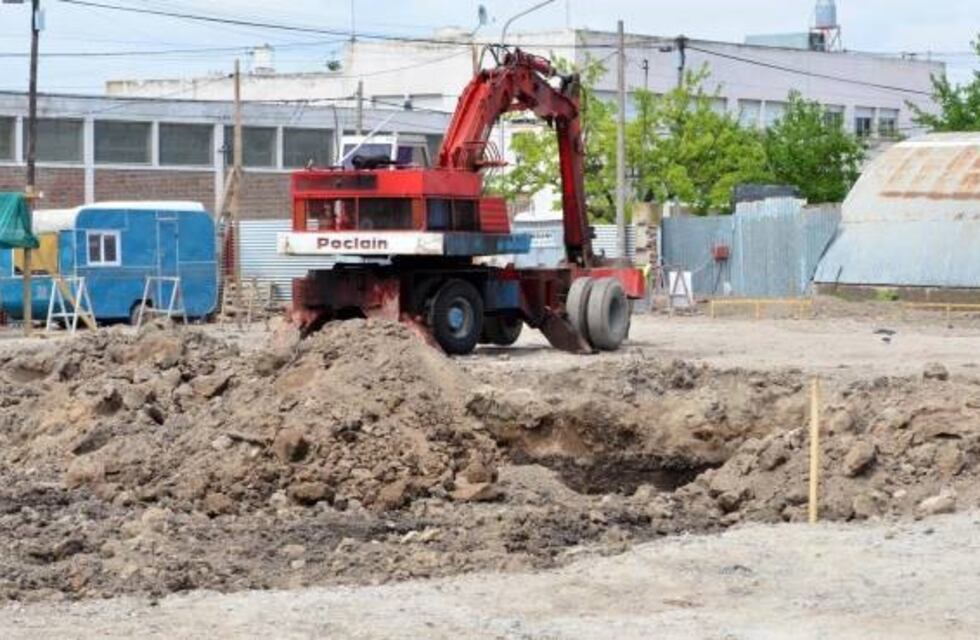Llegan especialistas de La Plata para analizar los huesos hallados en Viedma