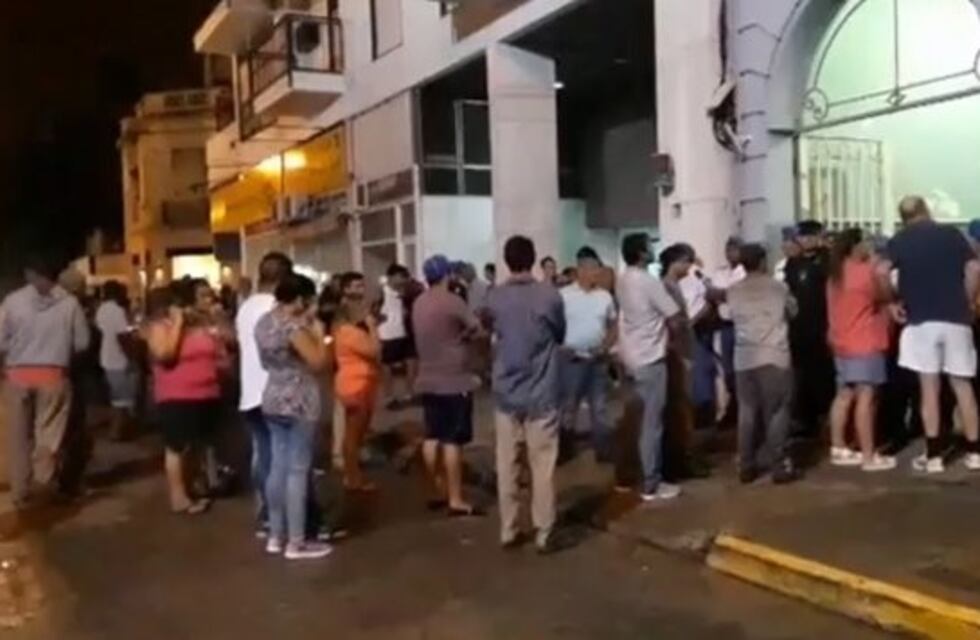 Detuvieron a cinco policías por abandono de persona tras el incendio en la Comisaría Primera de Pergamino