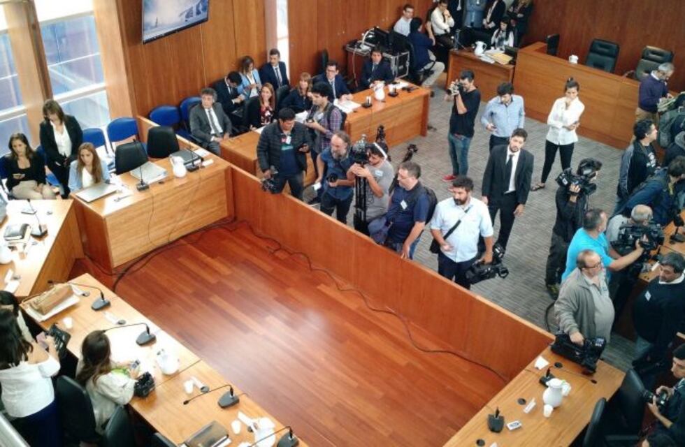 Perlitas del accidentado primer día del juicio a Los Monos