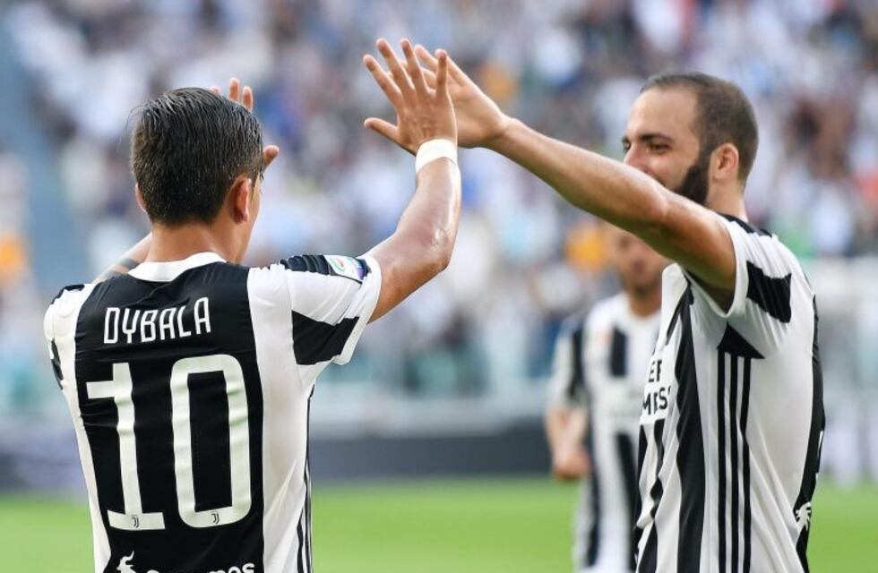 Dybala e Higuaín anotaron en el triunfo de Juventus por 3-0 ante Cagliari
